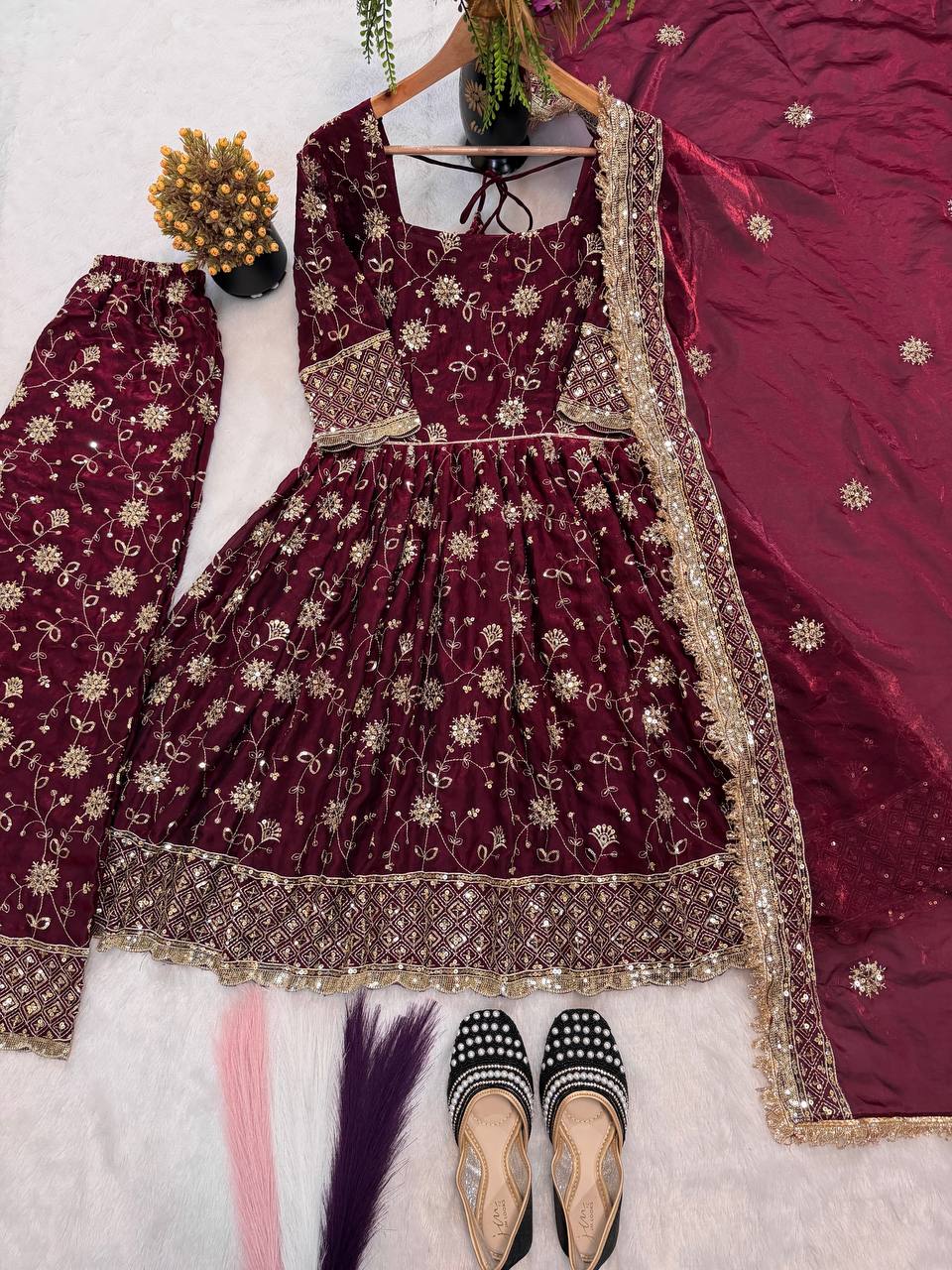 Editorial Garnet Flared Couture